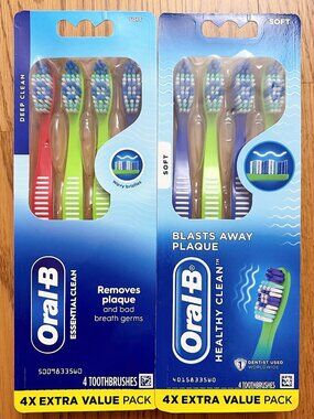 Lot of 2 Oral-B Toothbrush Soft - Essential Healthy Clean - 8 Count
